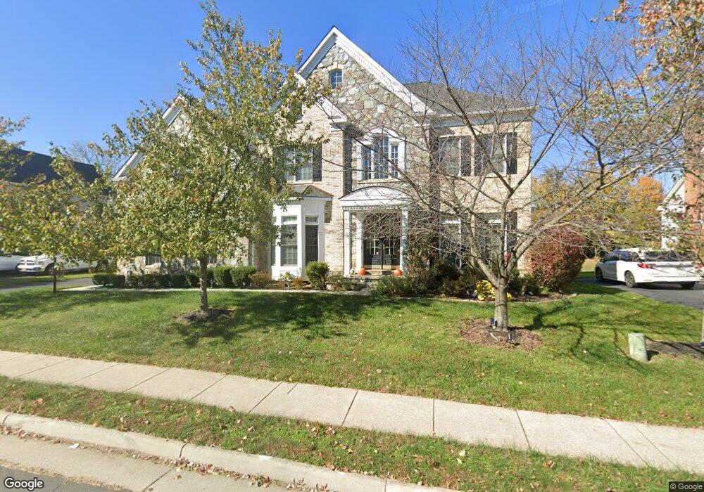 43446 Mountcastle Dr, Chantilly, VA 20152 - photo 1