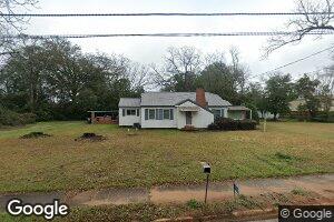 720 Chestnut St, Lumpkin, GA 31815