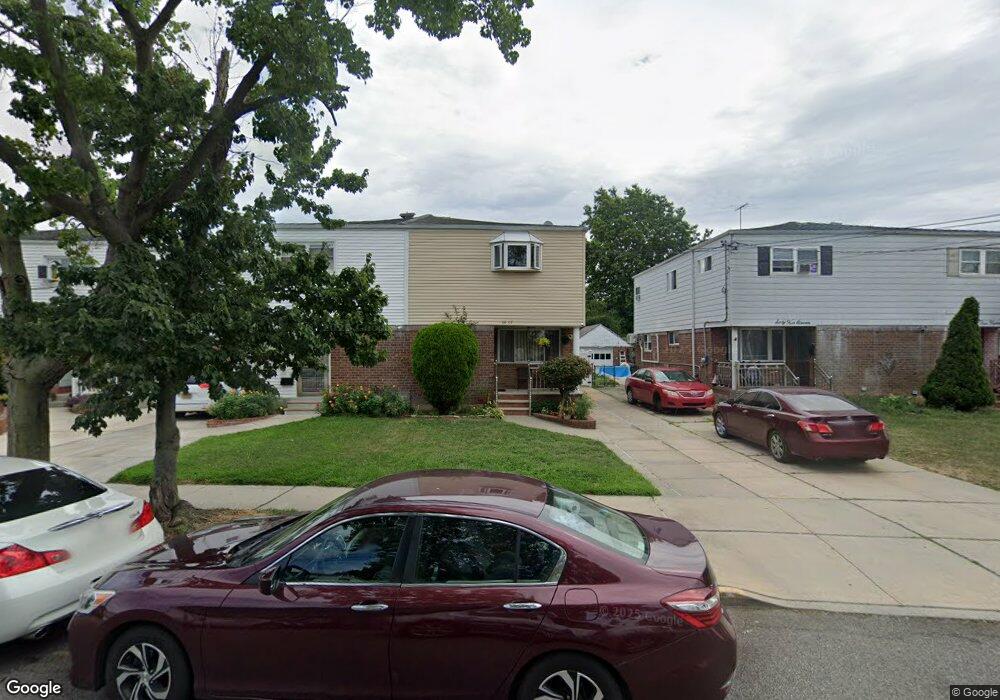 6407 136th St, Flushing, NY 11367 - photo 1