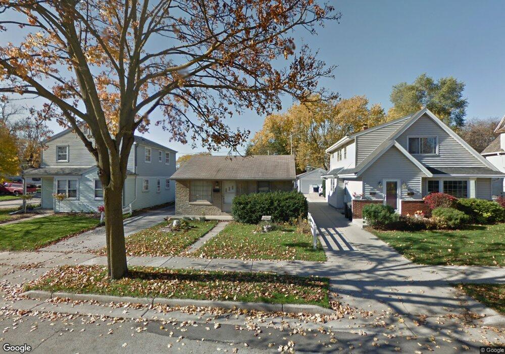 4657 N 127th St, Butler, WI 53007 - photo 1