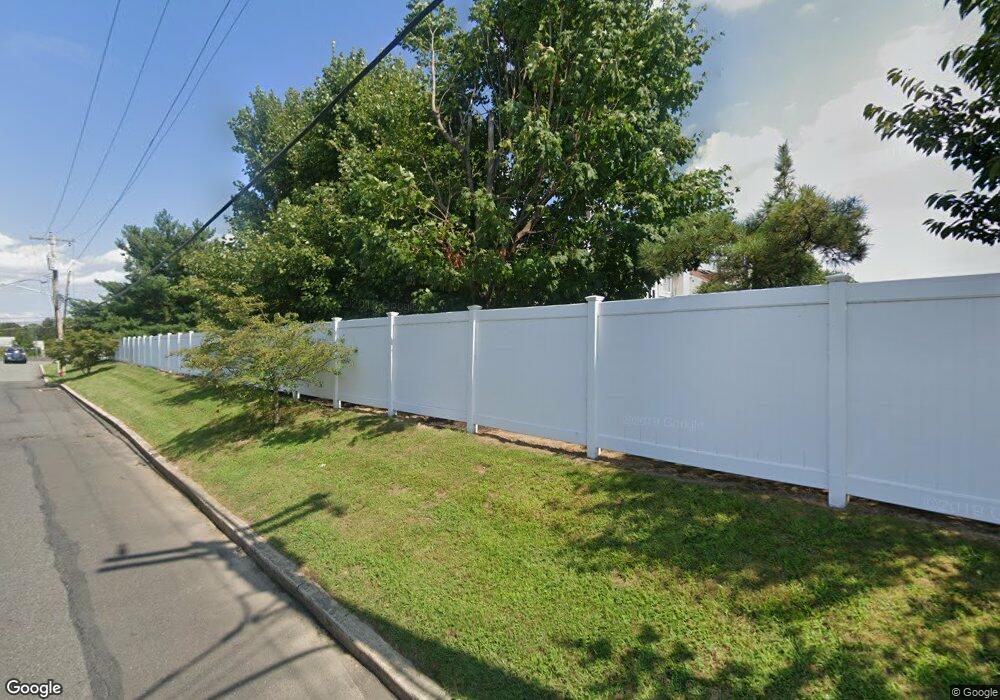 271 Juanita Ct unit 1515, Levittown, PA 19057 - photo 1