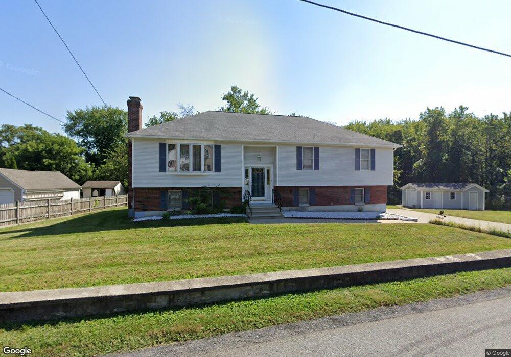 5 Mystic Ln, Milford, MA 01757 - photo 1