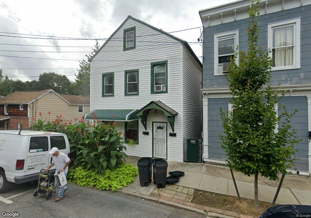 26 S Eckar St unit 1, Irvington, NY 10533 - photo 1