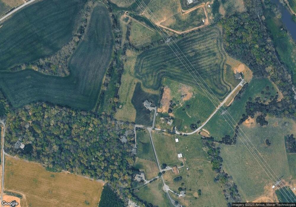 204 Kerr Ln, Fort Defiance, VA 24437 - photo 1