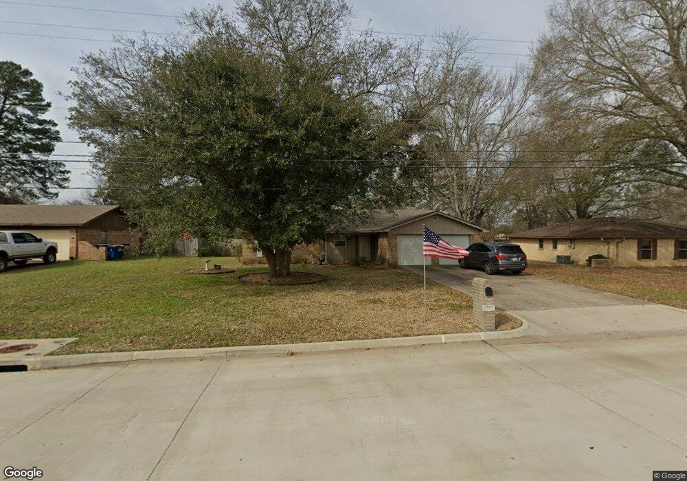 2803 Chandler St, Kilgore, TX 75662 - photo 1