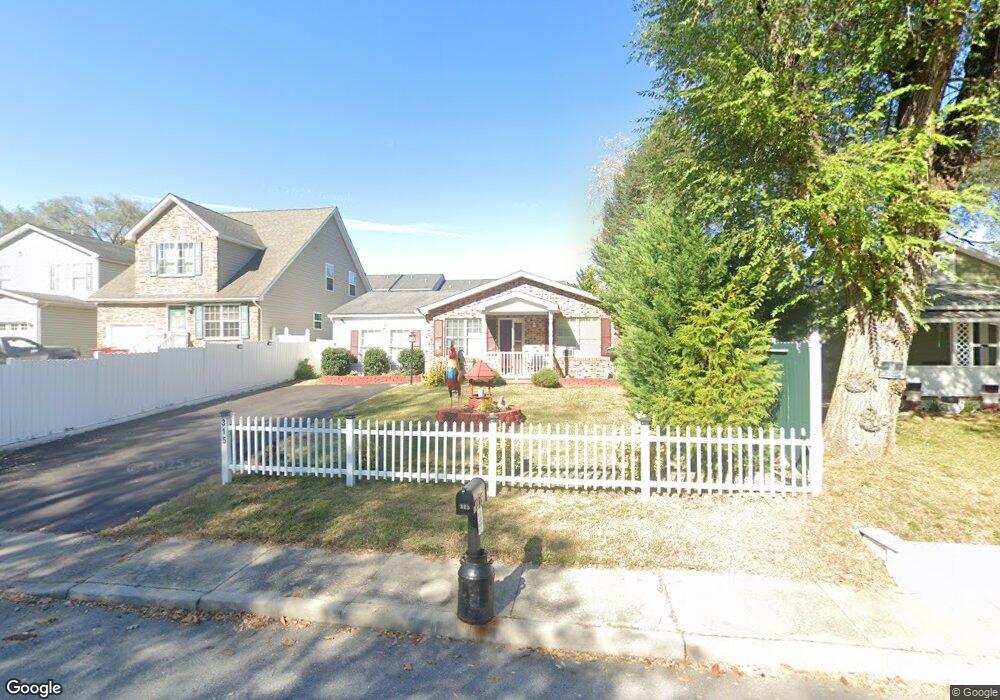 315 E 4th Ave, Ranson, WV 25438 - photo 1