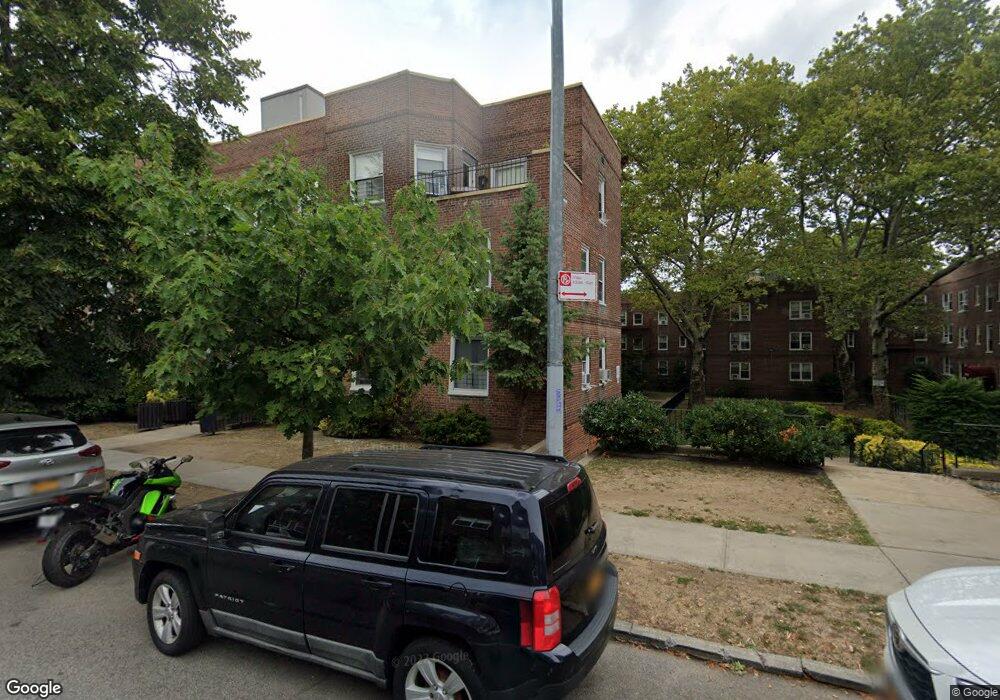 141-35 78th Rd unit 2N, Kew Gardens Hills, NY 11367 - photo 1