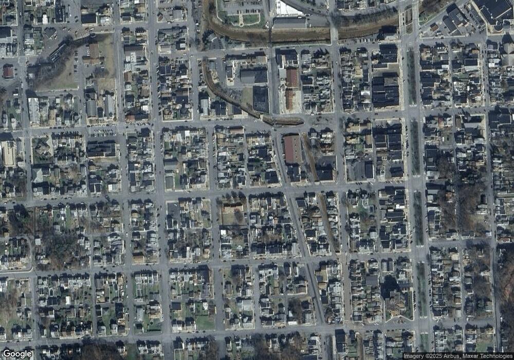 423 W Spruce St unit 425, Shamokin, PA 17872 - photo 1