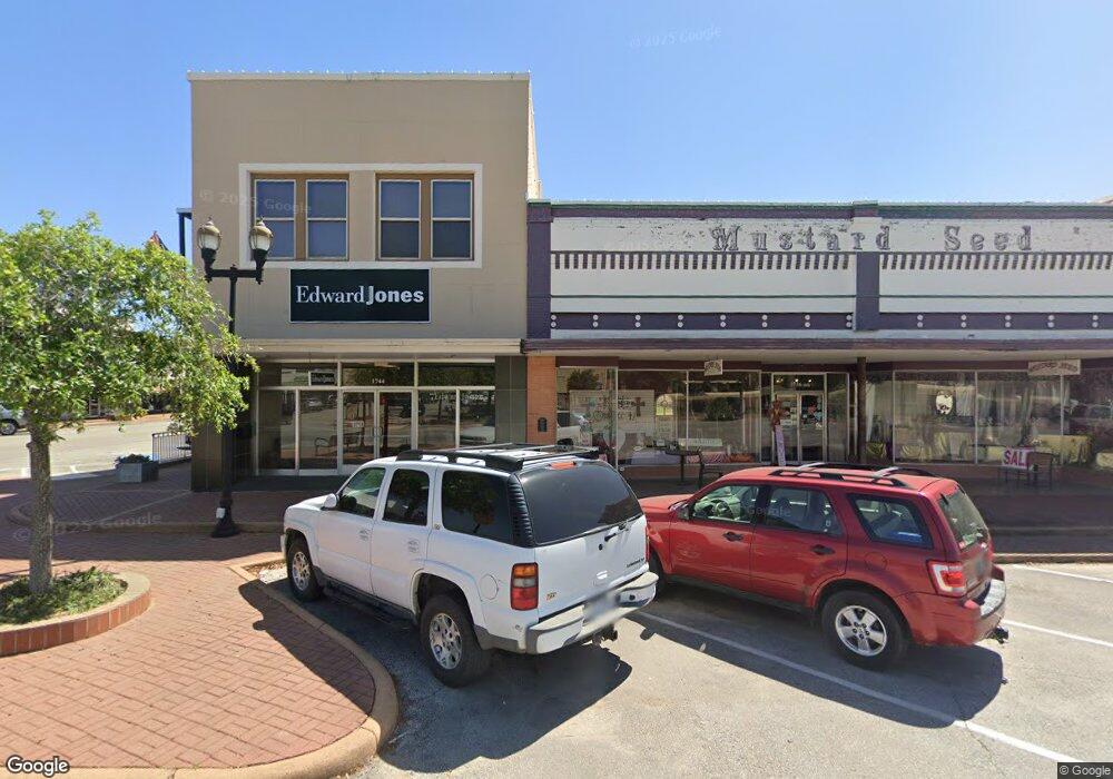 1744 6th St, Bay City, TX 77414 - photo 1