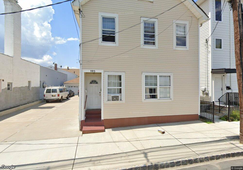 293 Pershing Ave, Carteret, NJ 07008 - photo 1