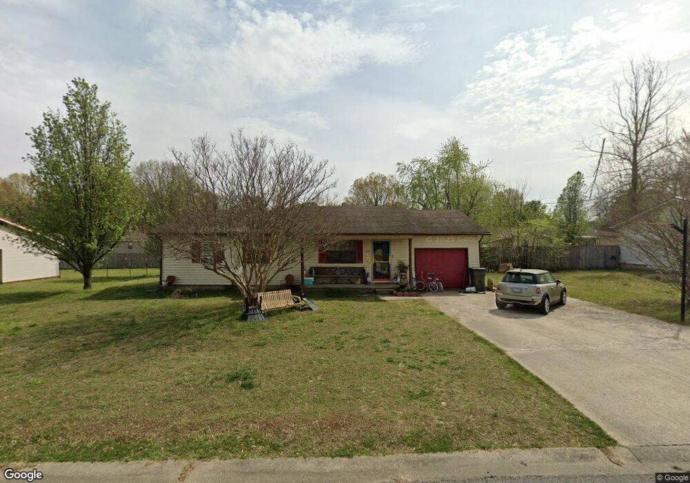 4206 Ambrose Dr, Paragould, AR 72450 - photo 1