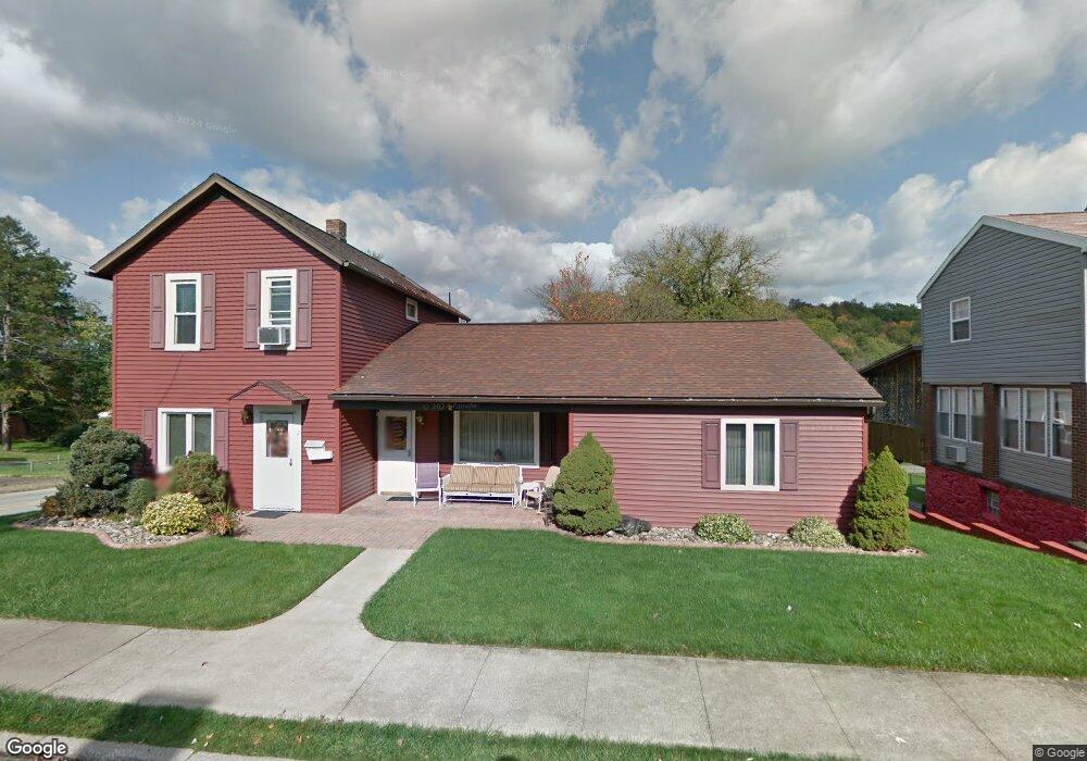 2 E 4th Ave, Latrobe, PA 15650 - photo 1