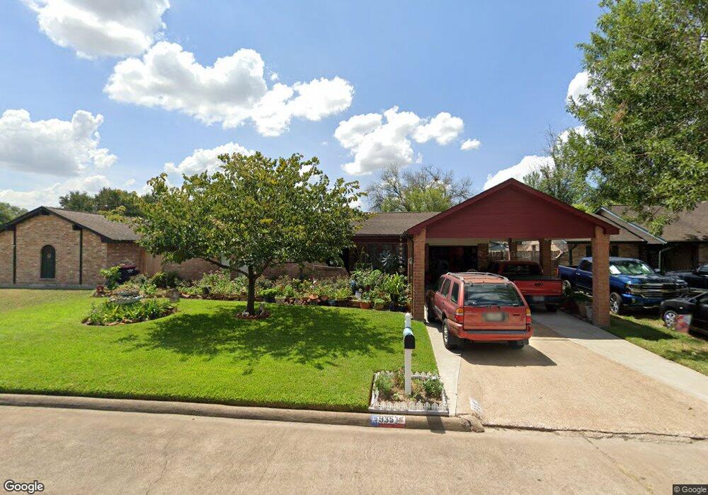 935 Dellbrook Dr, Houston, TX 77038 - photo 1