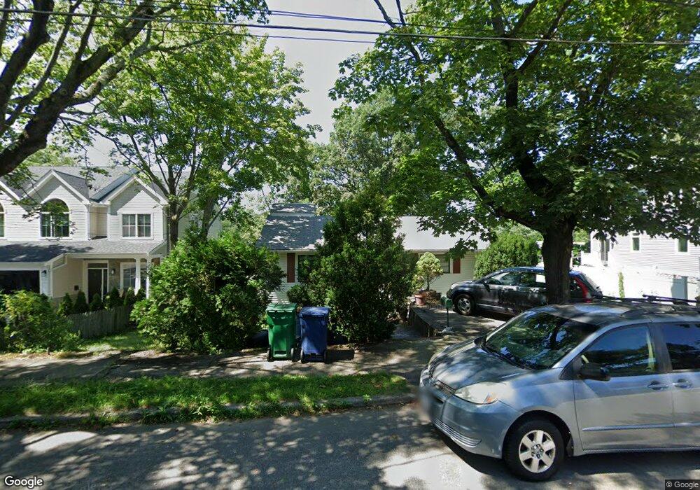 15 Carthay Cir, Newton Highlands, MA 02461 - photo 1