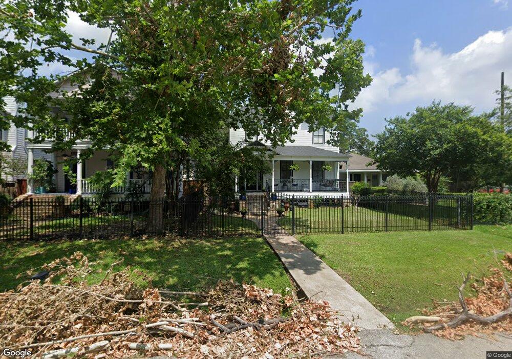 2008 Columbia St, Houston, TX 77008 - photo 1