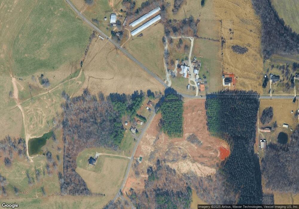 112 Mills Garden Rd, Statesville, NC 28625 - photo 1