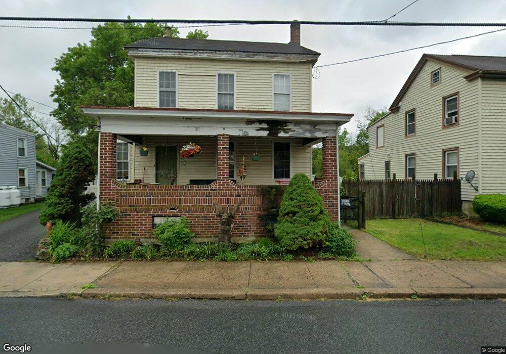 106 E Chestnut St, Bechtelsville, PA 19505 - photo 1