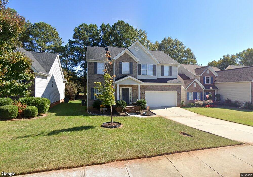 127 Planters Dr, Statesville, NC 28677 - photo 1