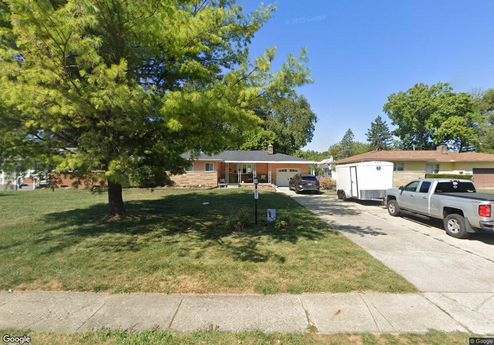 681 Bernhard Rd, Columbus, OH 43213 - photo 1