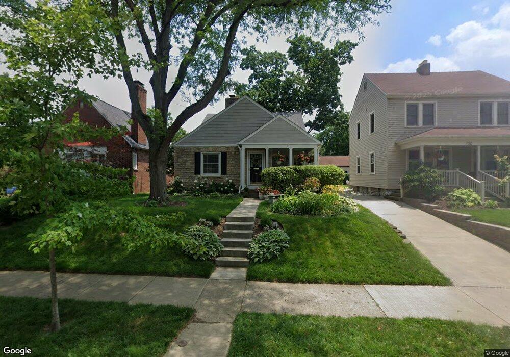 716 S Cassingham Rd, Columbus, OH 43209 - photo 1