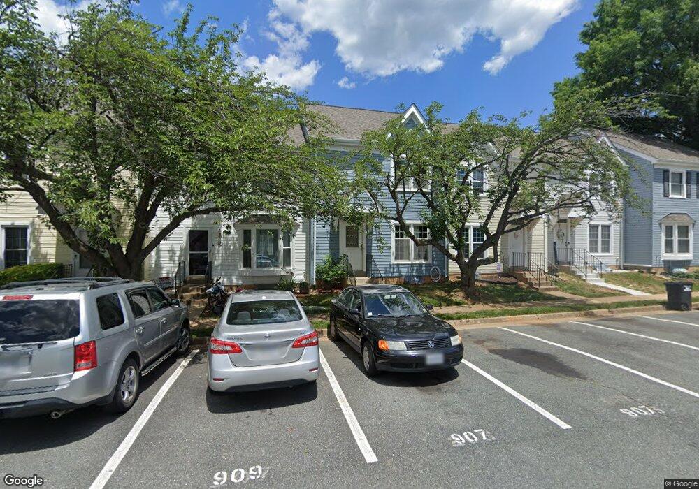 907 Madison Ct, Stafford, VA 22556 - photo 1