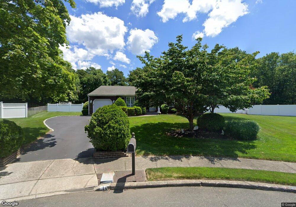 16 Deerfield Ct, Holtsville, NY 11742 - photo 1