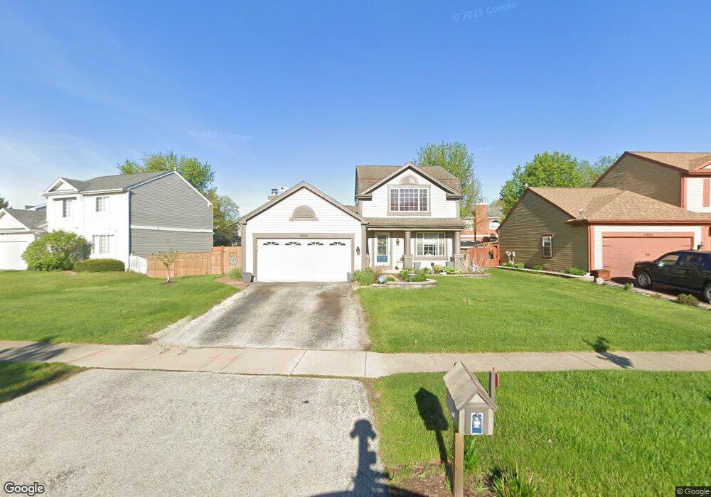 1300 Golden Oaks Pkwy, Aurora, IL 60506 - photo 1