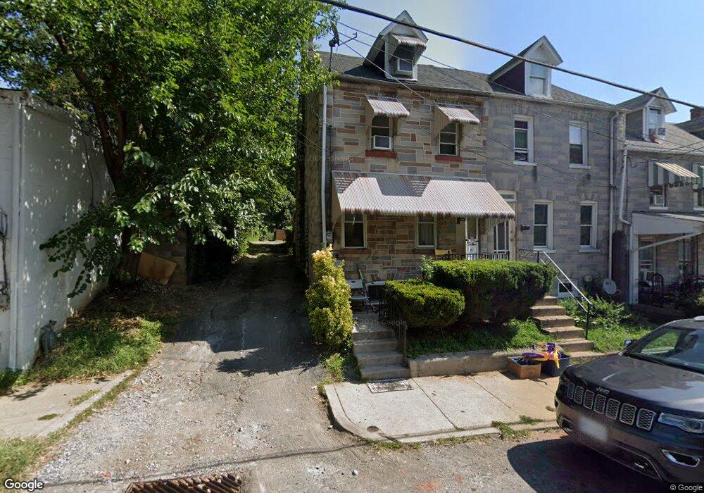 411 Laurel St, Lancaster, PA 17603 - photo 1