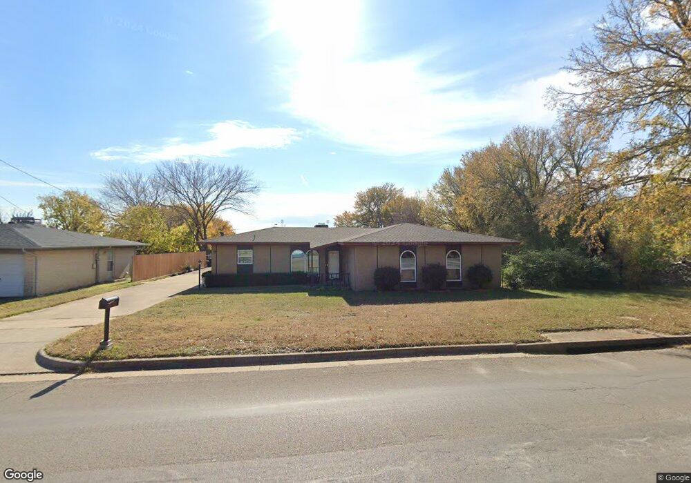 9216 Martin Dr, North Richland Hills, TX 76182 - photo 1