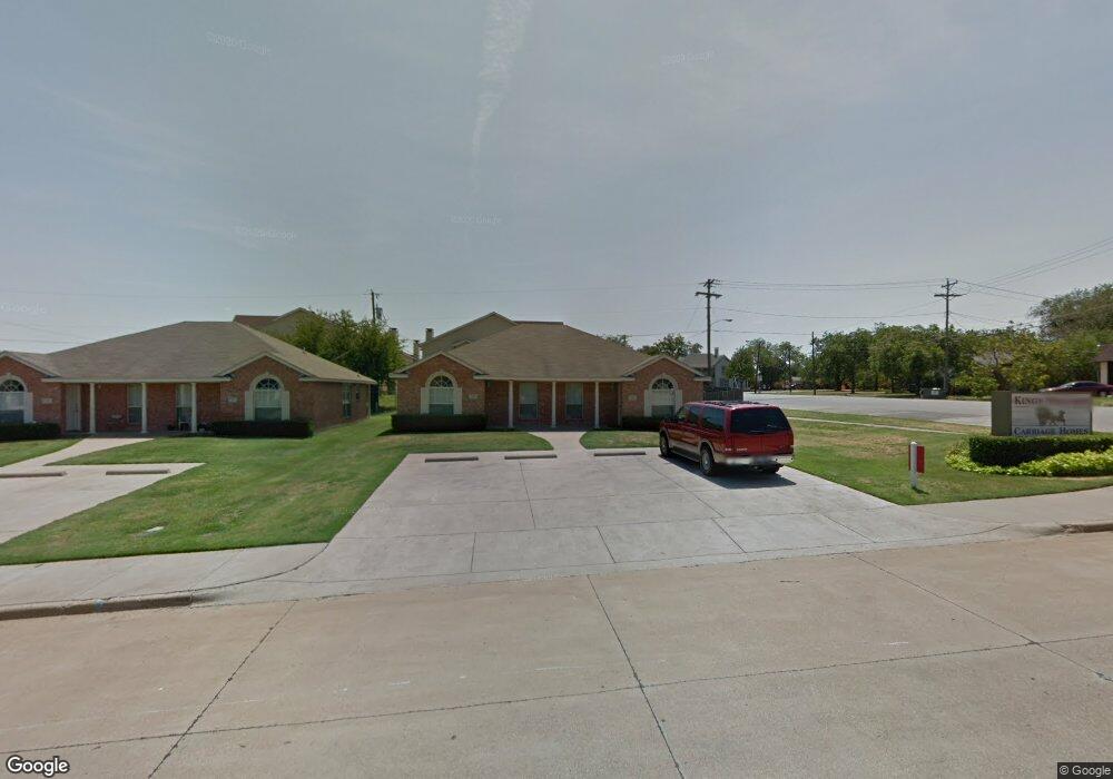 105 SE Dallas St, Grand Prairie, TX 75051 - photo 1