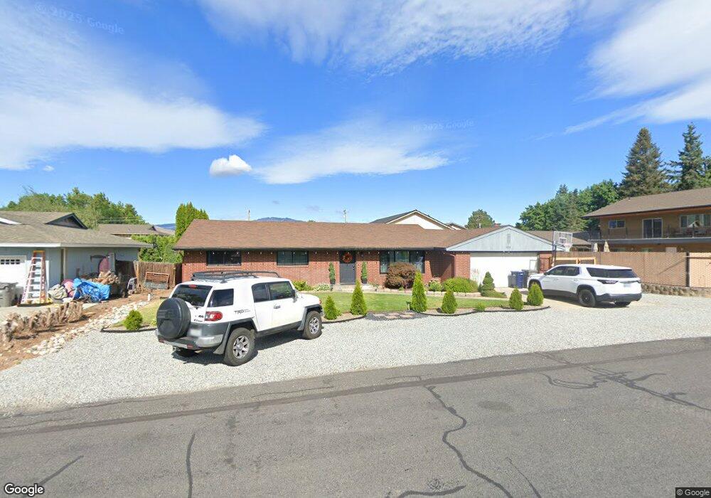 826 N Jennifer Ln, East Wenatchee, WA 98802 - photo 1