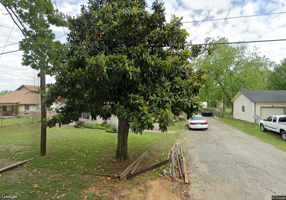 1927 W Johnson St, Denison, TX 75020 - photo 1