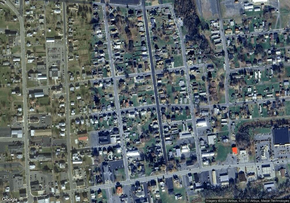 33 Central Ave, Petersburg, WV 26847 - photo 1