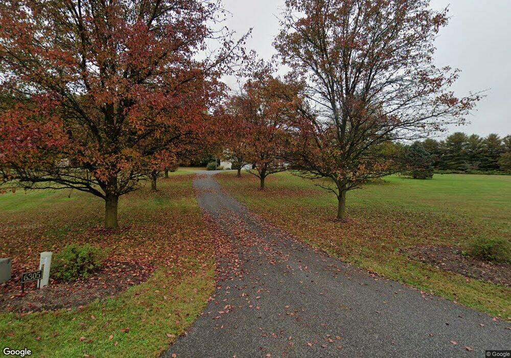6305 Flickering Fire Dr, Sykesville, MD 21784 - photo 1