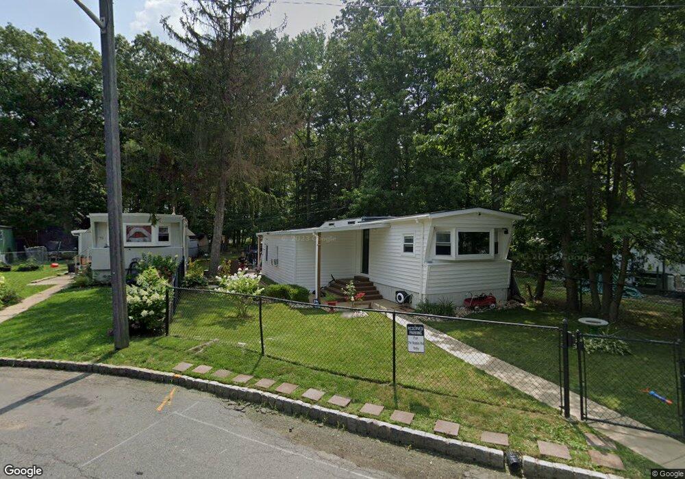 74 Robin Rd unit 74, Monmouth Junction, NJ 08852 - photo 1