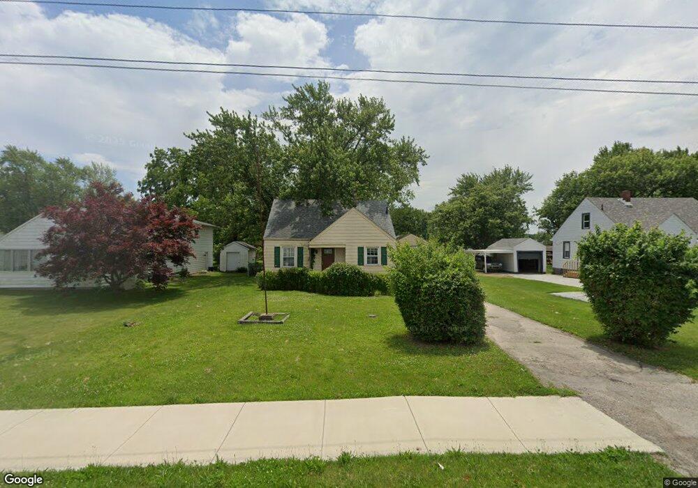 907 W Cross St, Anderson, IN 46011 - photo 1