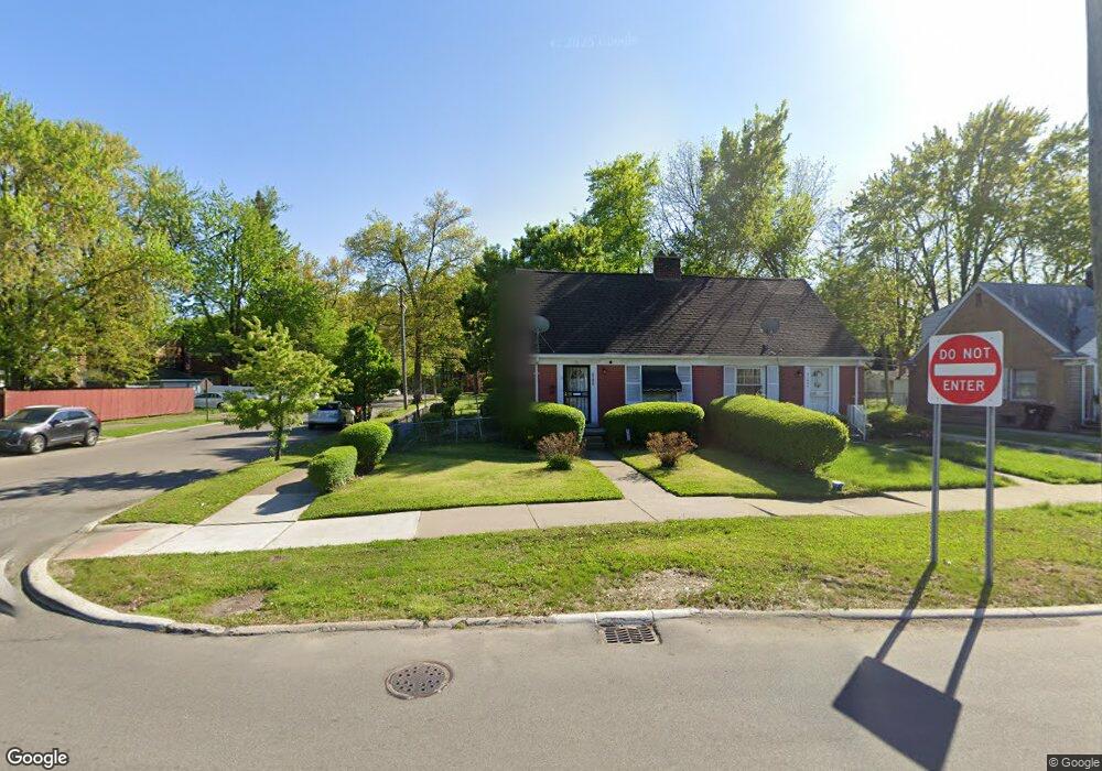 21650 Moross Rd, Grosse Pointe, MI 48236 - photo 1