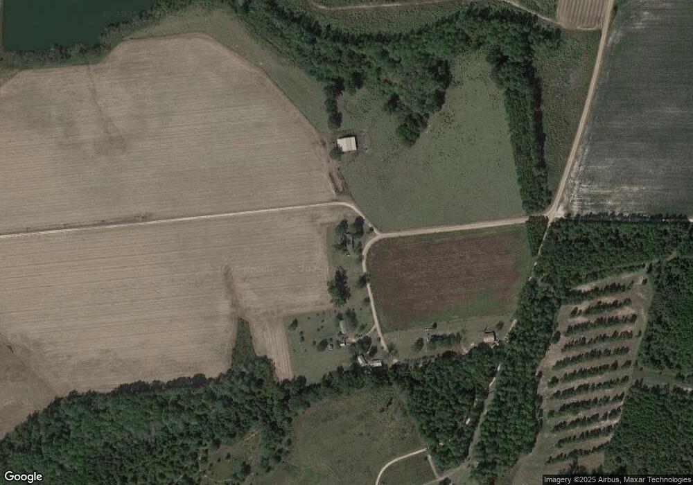 880 Bruner Cir, Metter, GA 30439 - photo 1