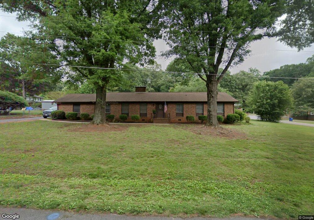 304 Heritage Rd, Statesville, NC 28625 - photo 1