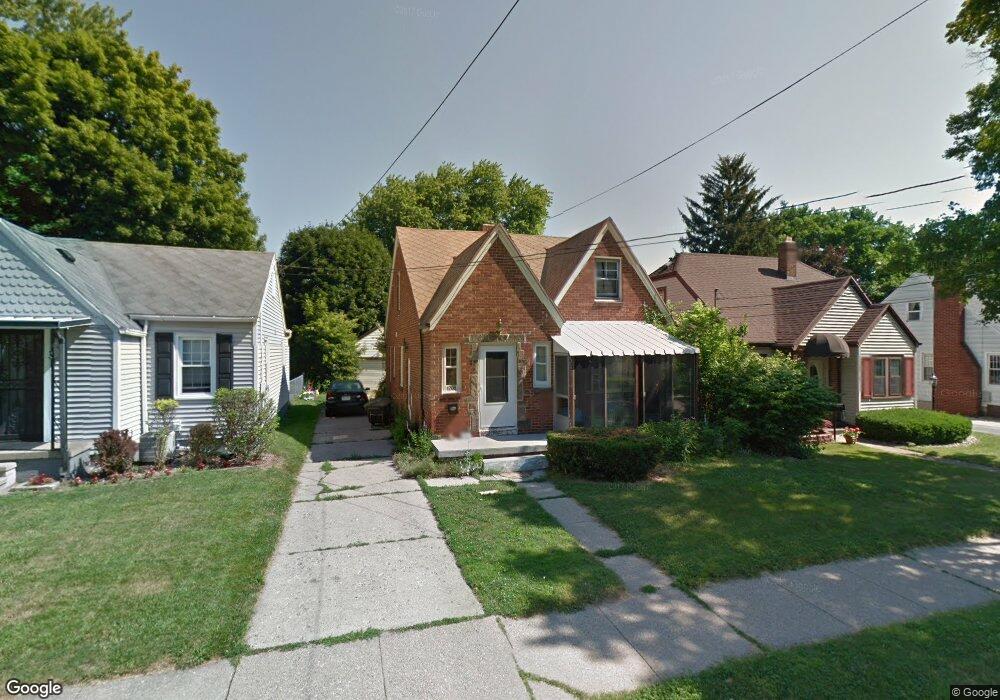 1208 Gordon Ave, Lansing, MI 48910 - photo 1