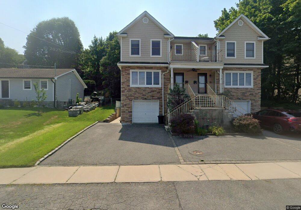 127 Shore Rd, Glen Cove, NY 11542 - photo 1