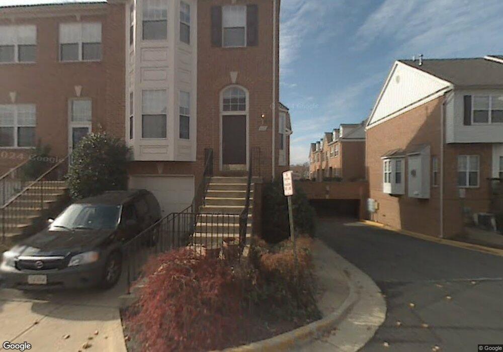 6023 Madison Overlook Ct, Falls Church, VA 22041 - photo 1