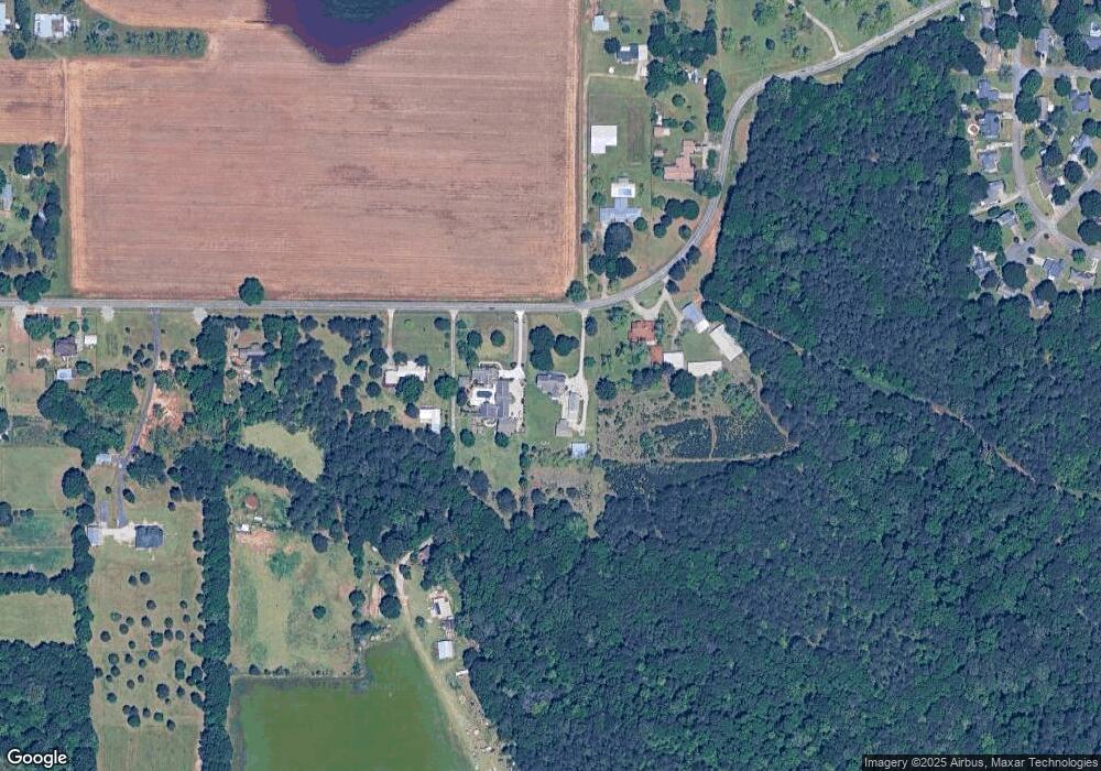 158 Giles Rd, Warner Robins, GA 31093 - photo 1