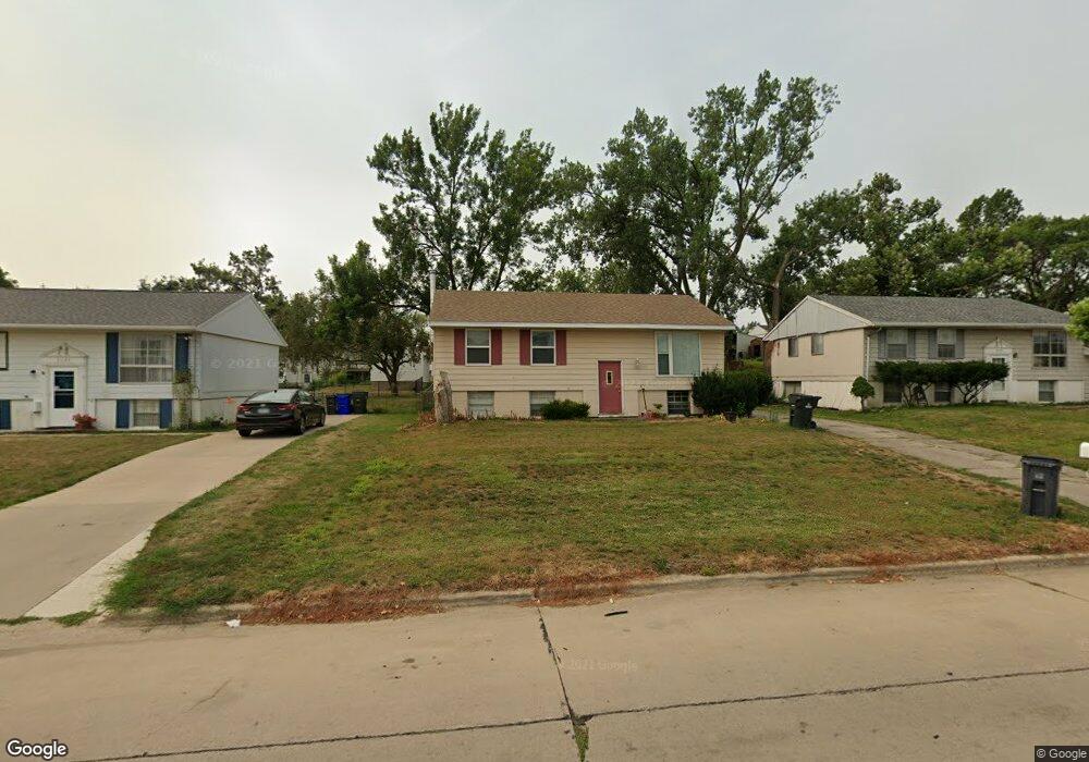 3101 29th Ave SW, Cedar Rapids, IA 52404 - photo 1
