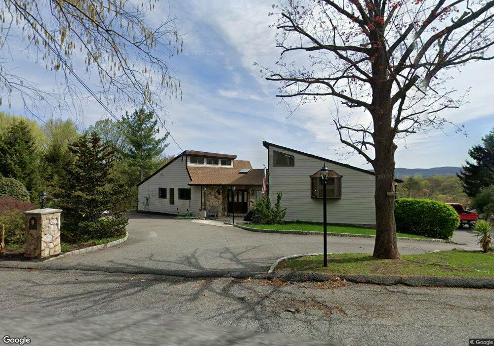 9 White Rd, Ringwood, NJ 07456 - photo 1