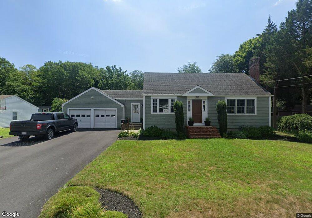 37 Dartmouth St, Fairhaven, MA 02719 - photo 1