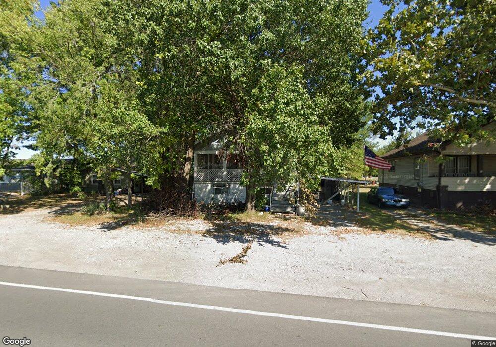 1006 N Main St, Harrisburg, IL 62946 - photo 1