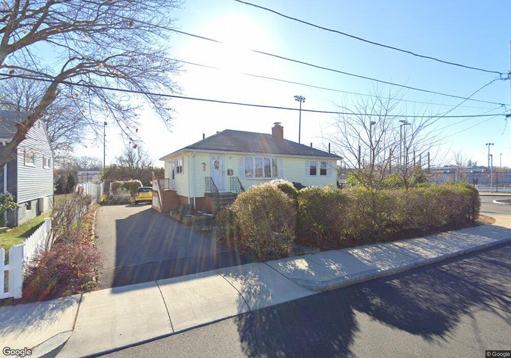 66 Kennard St, Malden, MA 02148 - photo 1