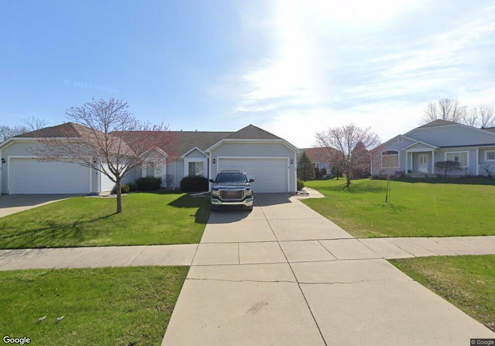 136 Aberdeen Dr unit 27, Flushing, MI 48433 - photo 1