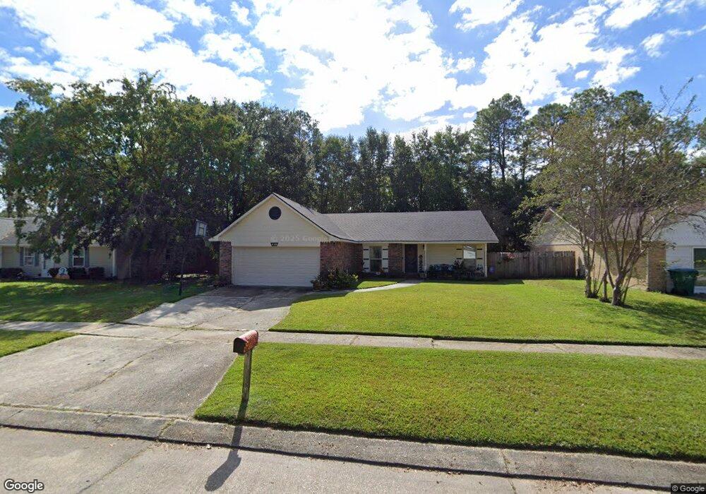 439 Pine Cone Ln, Slidell, LA 70458 - photo 1